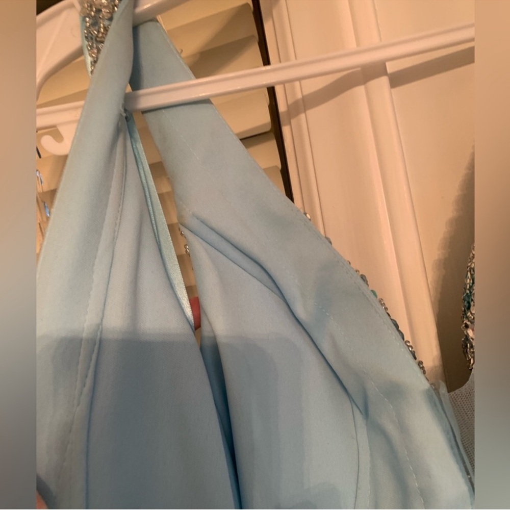 Blue and Silver Evening Gown - Picture 13 of 14